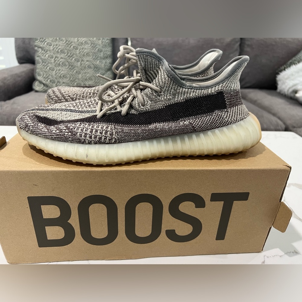 100% authentic Yeezy Boost 350 Zyon size 12